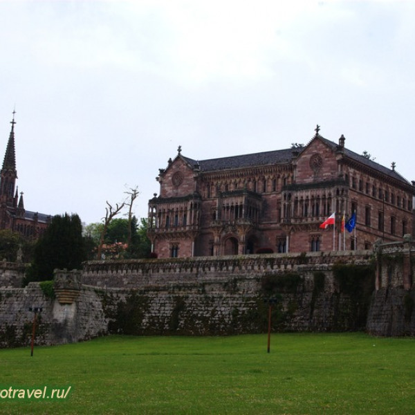 Дворец Собрельяно/Palacio de Sobrellano