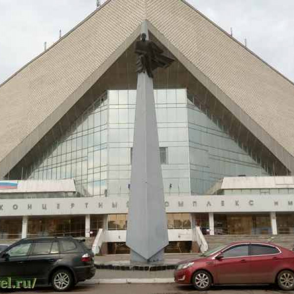 Памятник Блинову