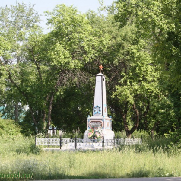 Памятник героям гражданской войны