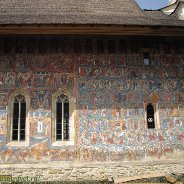 Монастырь Молдовица/Mânăstirea Moldovița (Ватра Модовица/Vat