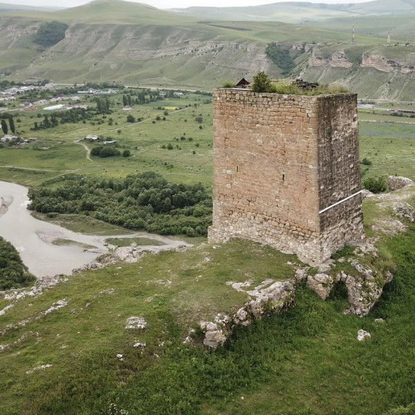 Башня Адиюх (Хабез)