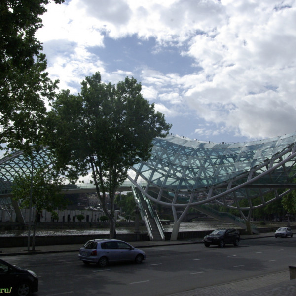 Мост Мира