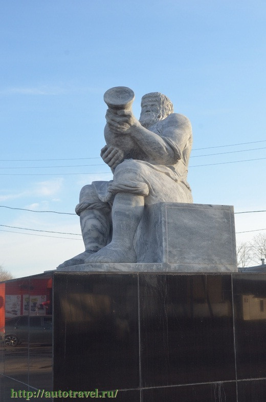 Памятник гончару (Скопин)