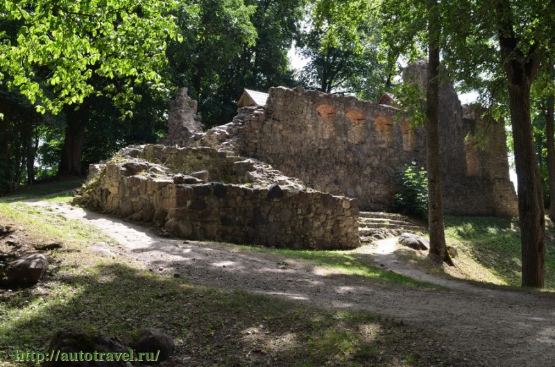 Руины Лиелвардского замка (Лиелварде/Lielvārdes)