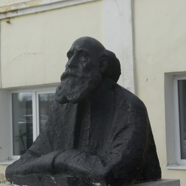 Памятник Н.Ф. Федорову (Боровск)